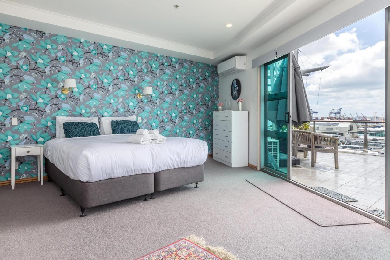 Appartement Stunning Waterfront Location With Huge Balcony! à Auckland Extérieur photo